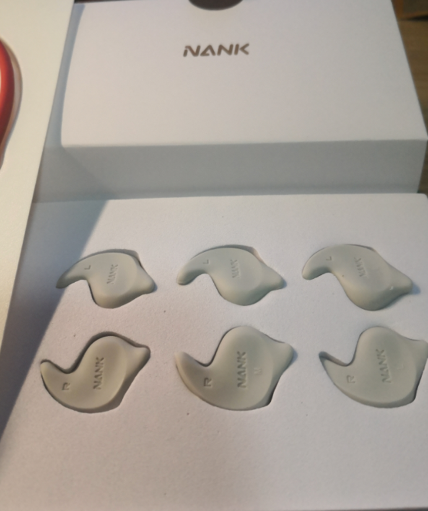 南卡neo这是骨传导耳机可不是黑客帝国