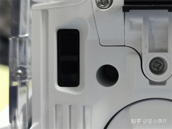 智米洗地机器人开拓者A1体验:活水洗地,实时自清洁 - 知乎