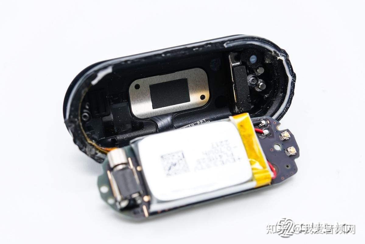 小米手环7拆解,升级192×490分辨率,观感细腻流畅,新增息屏显示  第25张 小米手环7拆解,升级192×490分辨率,观感细腻流畅,新增息屏显示  第25张