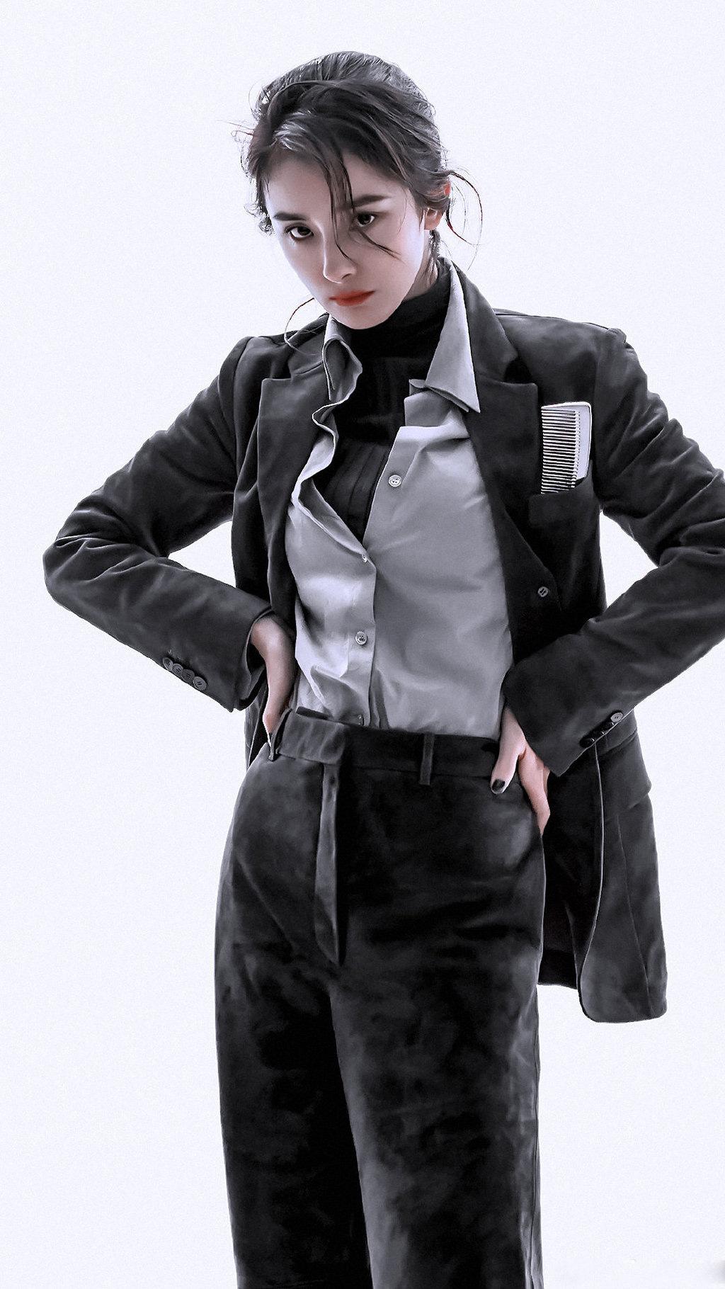 女生穿西装可以有多帅