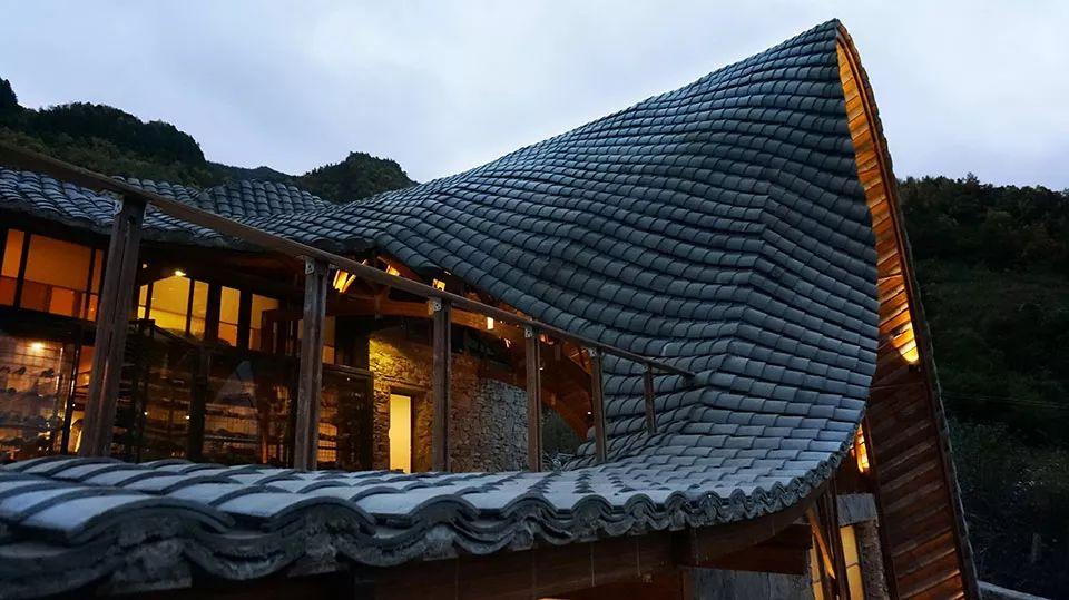 小青瓦大建筑青瓦撑起的半边天