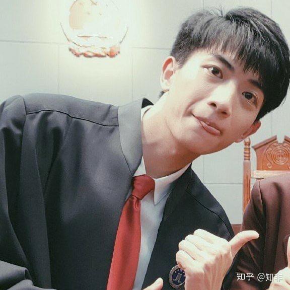 如何评价实习生薛俊杰在令人心动的offer中的表现