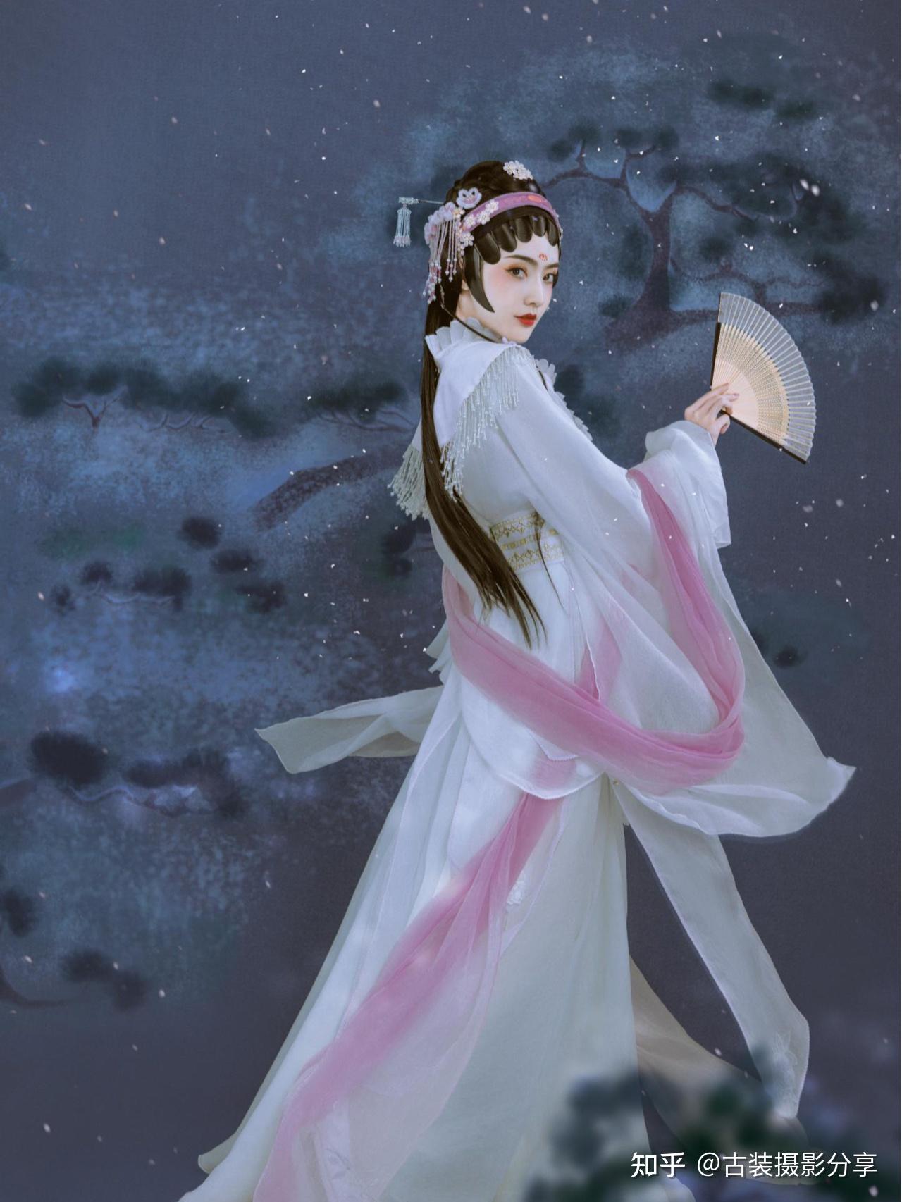 盘子女人坊客片戏曲写真银雪欣赏