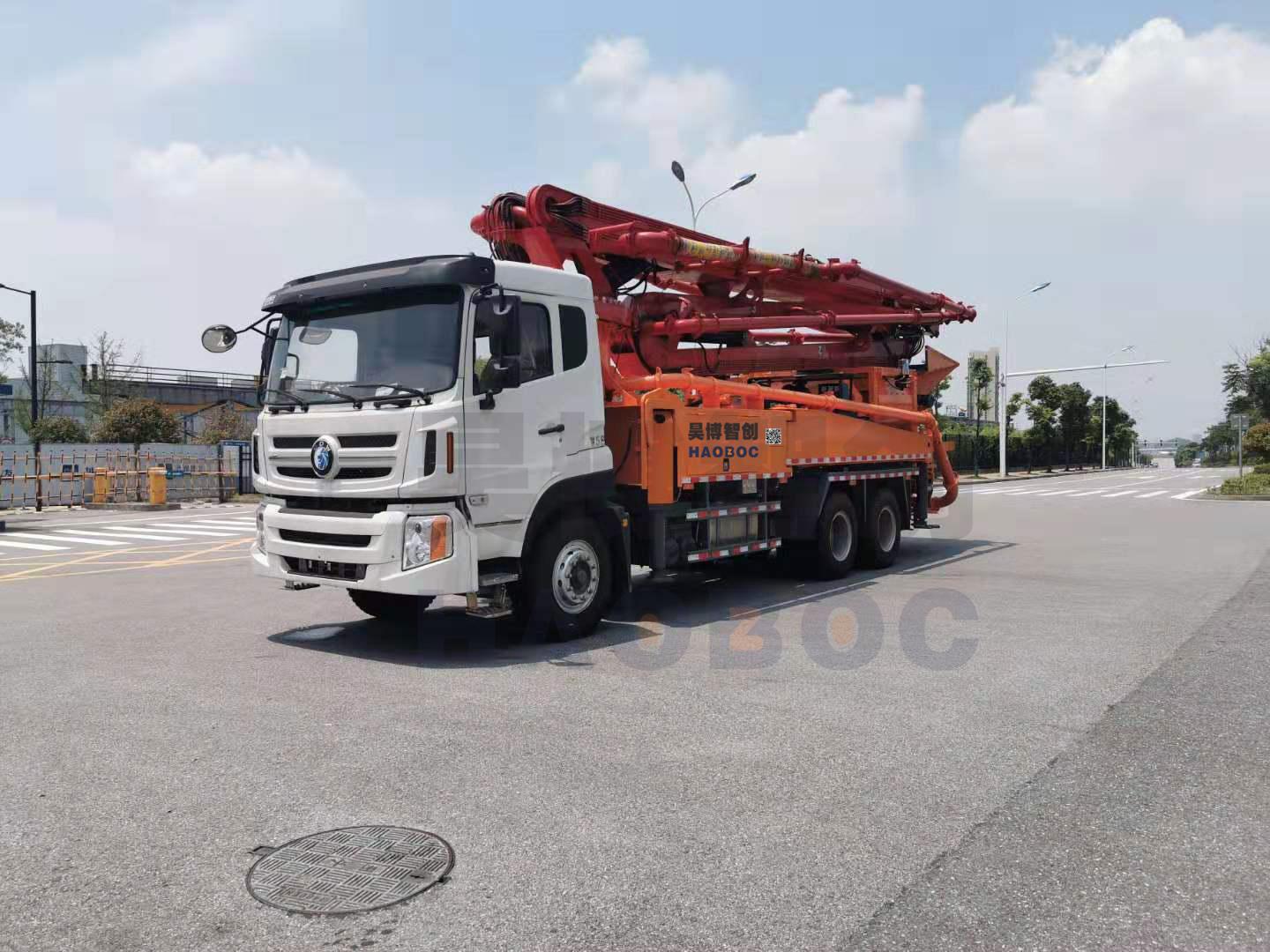 那么搅拌泵车到底应该如何操作才能确保安全呢,今天小