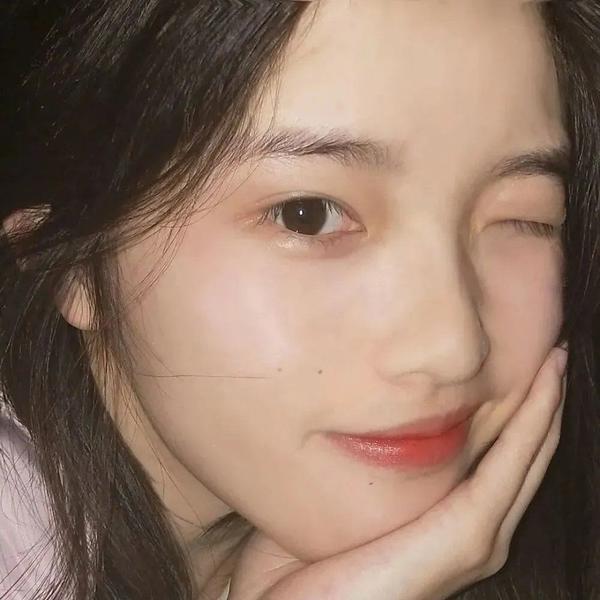 笑起来超好看的女生头像,爱笑的女孩子运气不会差!