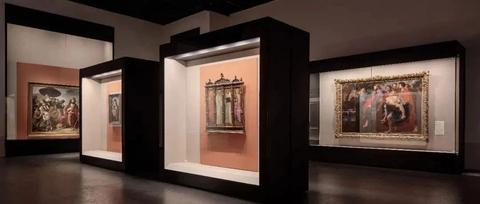 克里克展柜亮相成博站光影浮空欧洲绘画五百年