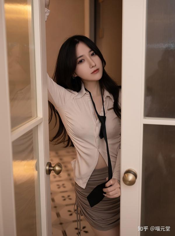 鱼子酱fish个人简介，鱼子酱fish全套写真图集 - 知乎