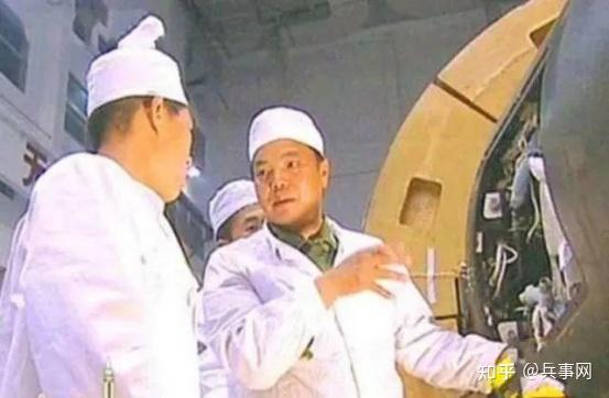 东风31导弹泄密案两卖国贼抵不住金钱诱惑出卖机密被判枪决