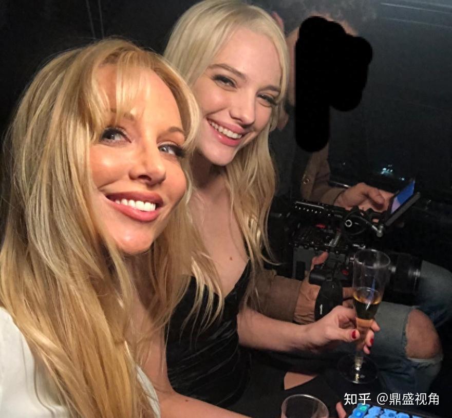 凯登·克罗斯 Kayden Kross 业界被维基名人列为最受欢迎的名人之一 知乎