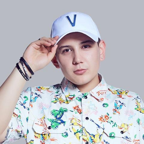 艾热那个来自新疆的小人物