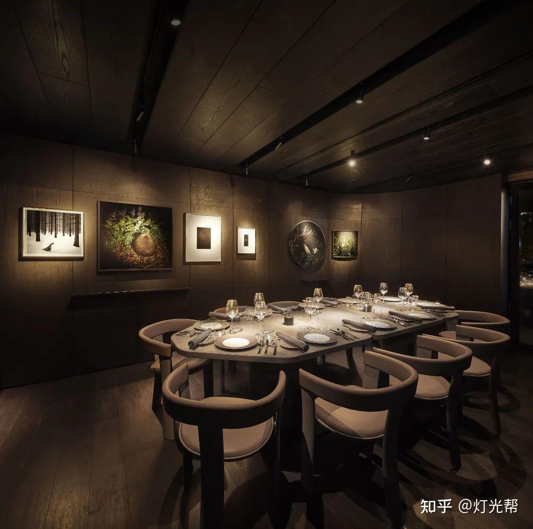 香港ami   wood ear餐厅灯光设计