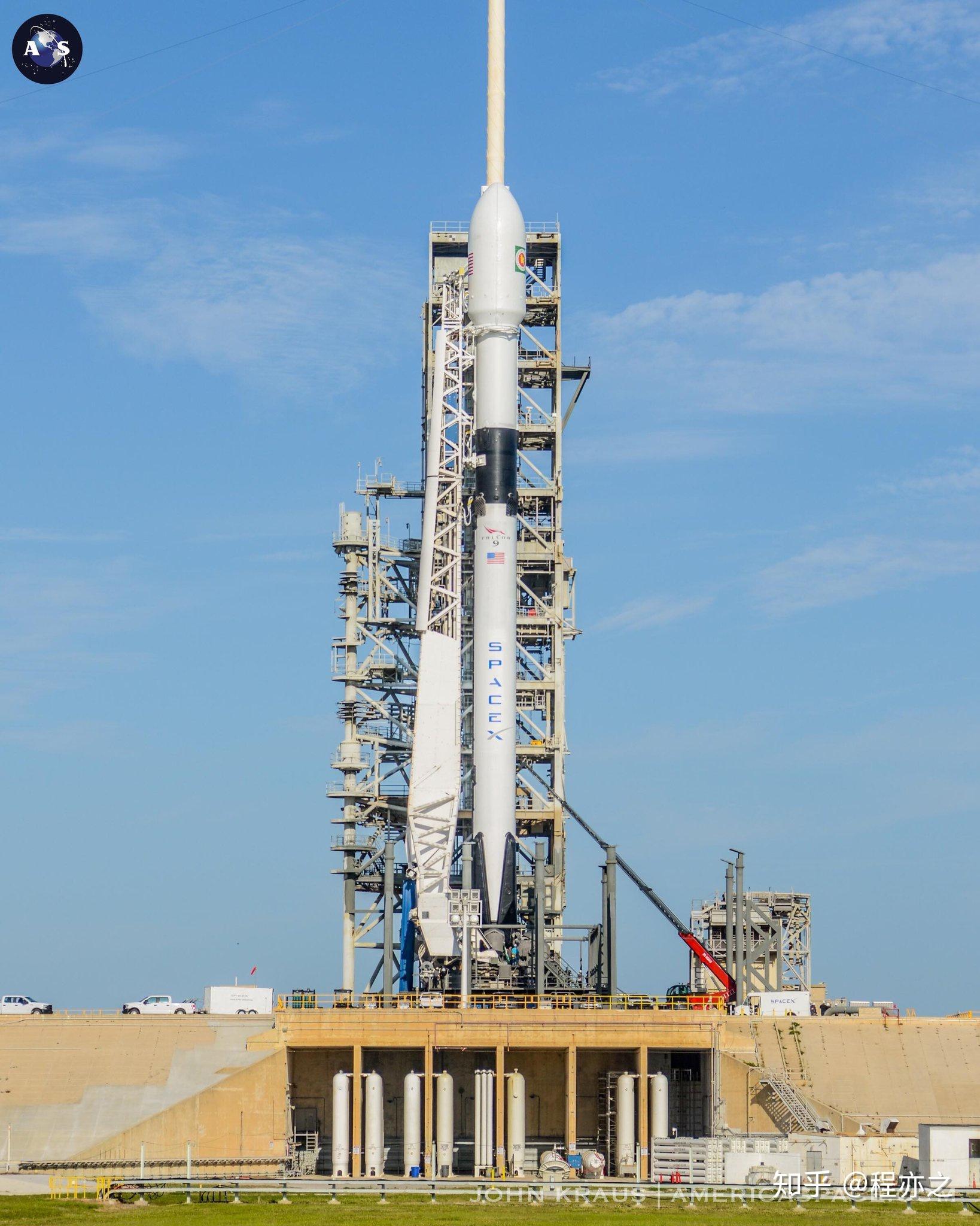 最强猎鹰9号终于一箭飞天一级火箭第14次海上成功回收连续第27次成功