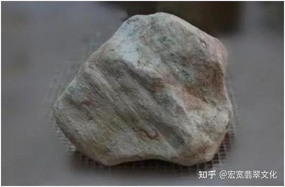 翡翠赌石篇:详解翡翠赌石的重要依据——什么是蟒带? - 知乎
