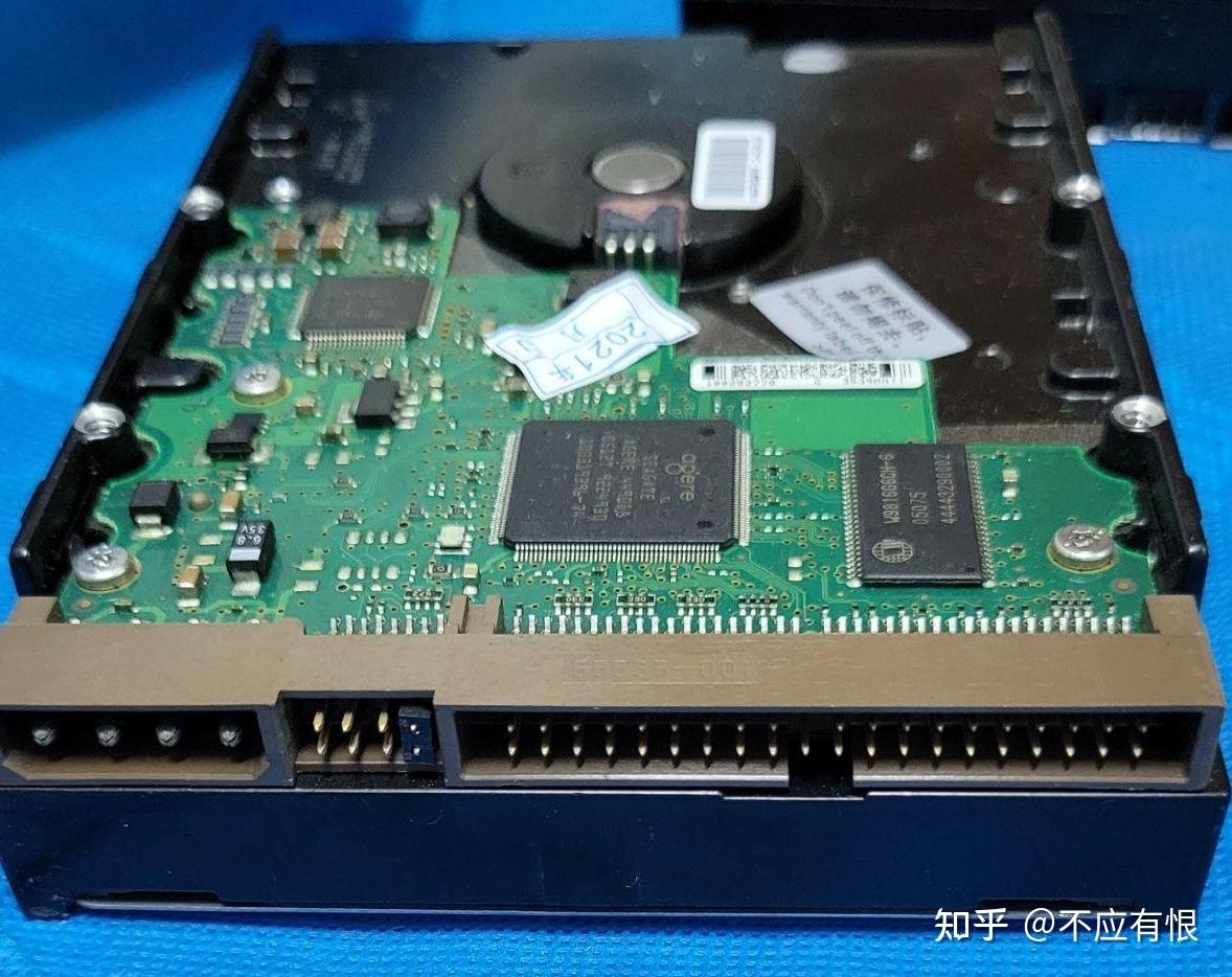 机械硬盘(HDD)和固态硬盘(SSD)的区别 - 知乎