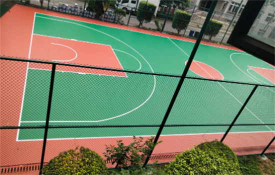 在小区内建篮球场合适吗主要看是否会扰民