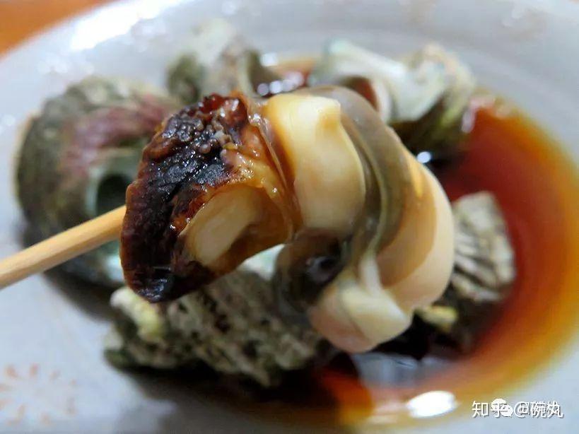 日本人食用サザエ蝾螺的历史虽然悠久,但サザエ蝾螺在饮食文化上的