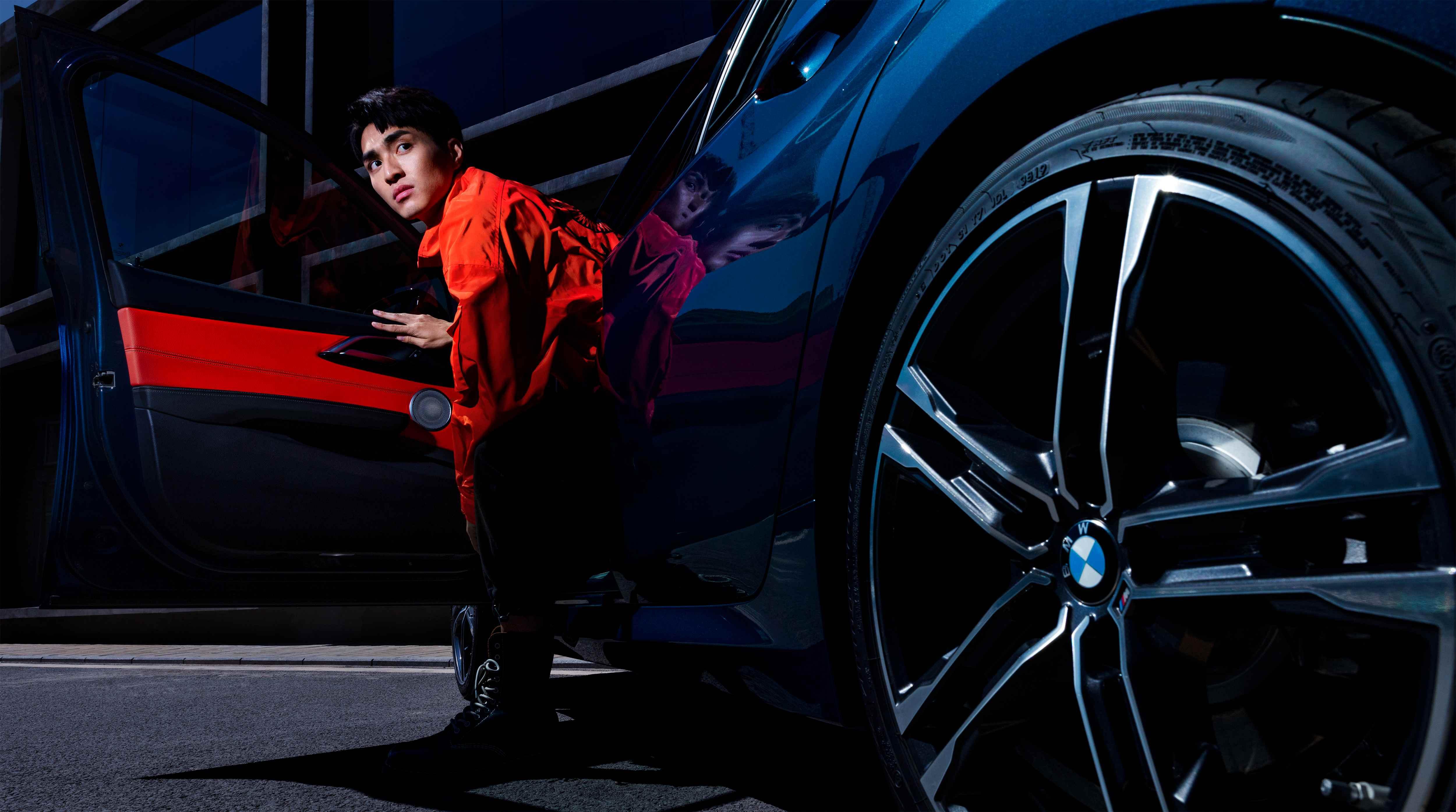 作为同级市场中运动气质最为浓烈的代言人,bmw 1系运动轿车上身的m