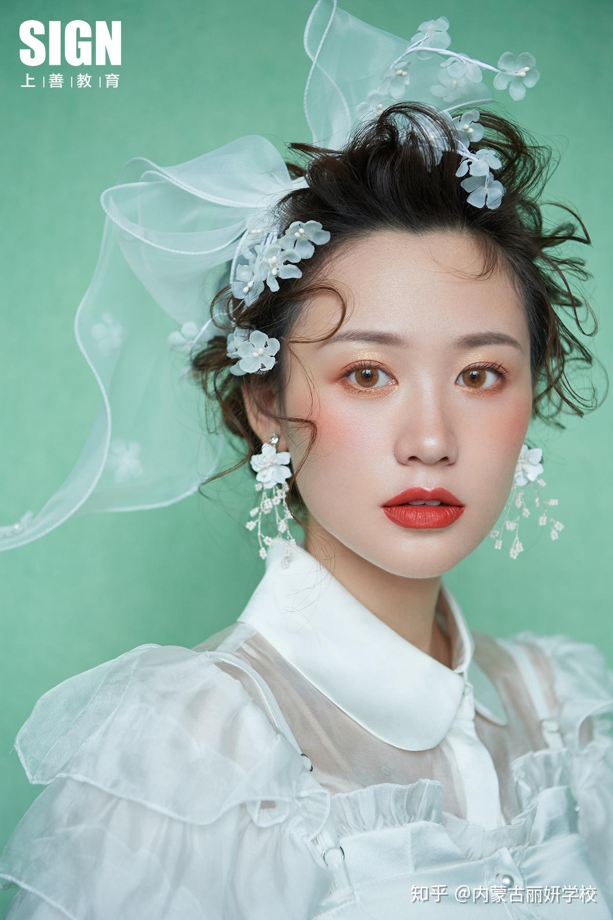 尉小北巴黎高定时装周上善造型国际首秀总设计师