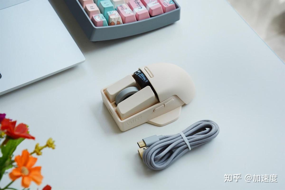 自带显示屏,支持键帽DIY,洛斐小翘三模无线鼠标体验 - 知乎