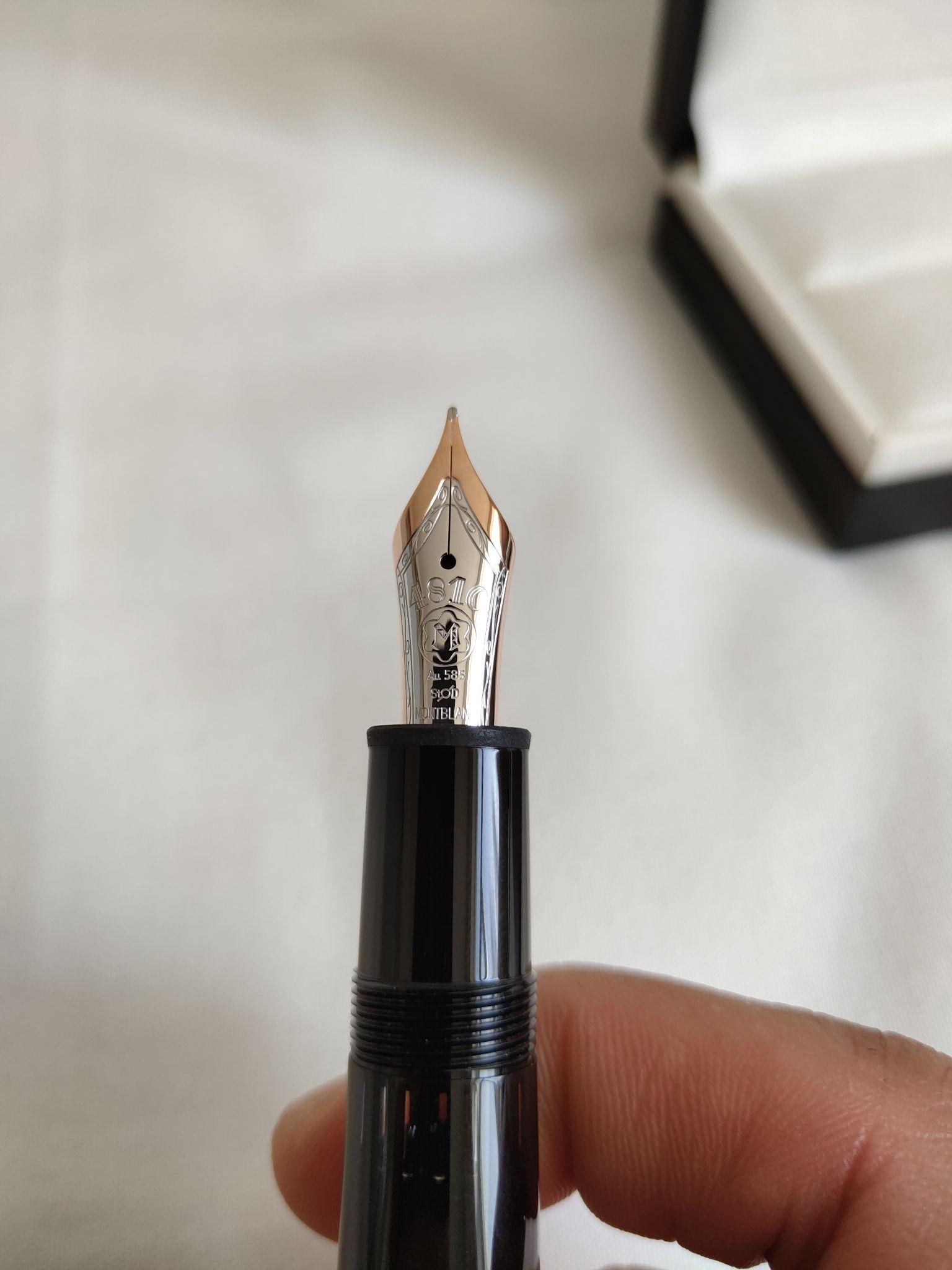 新买的万宝龙146钢笔方寸小屋购入