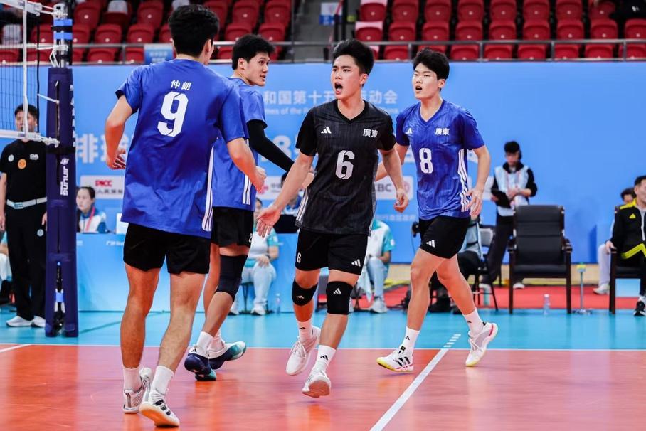 阿迪达斯正式推出队服定制业务(TEAMWEAR),助力赛场梦想启程 - 知乎