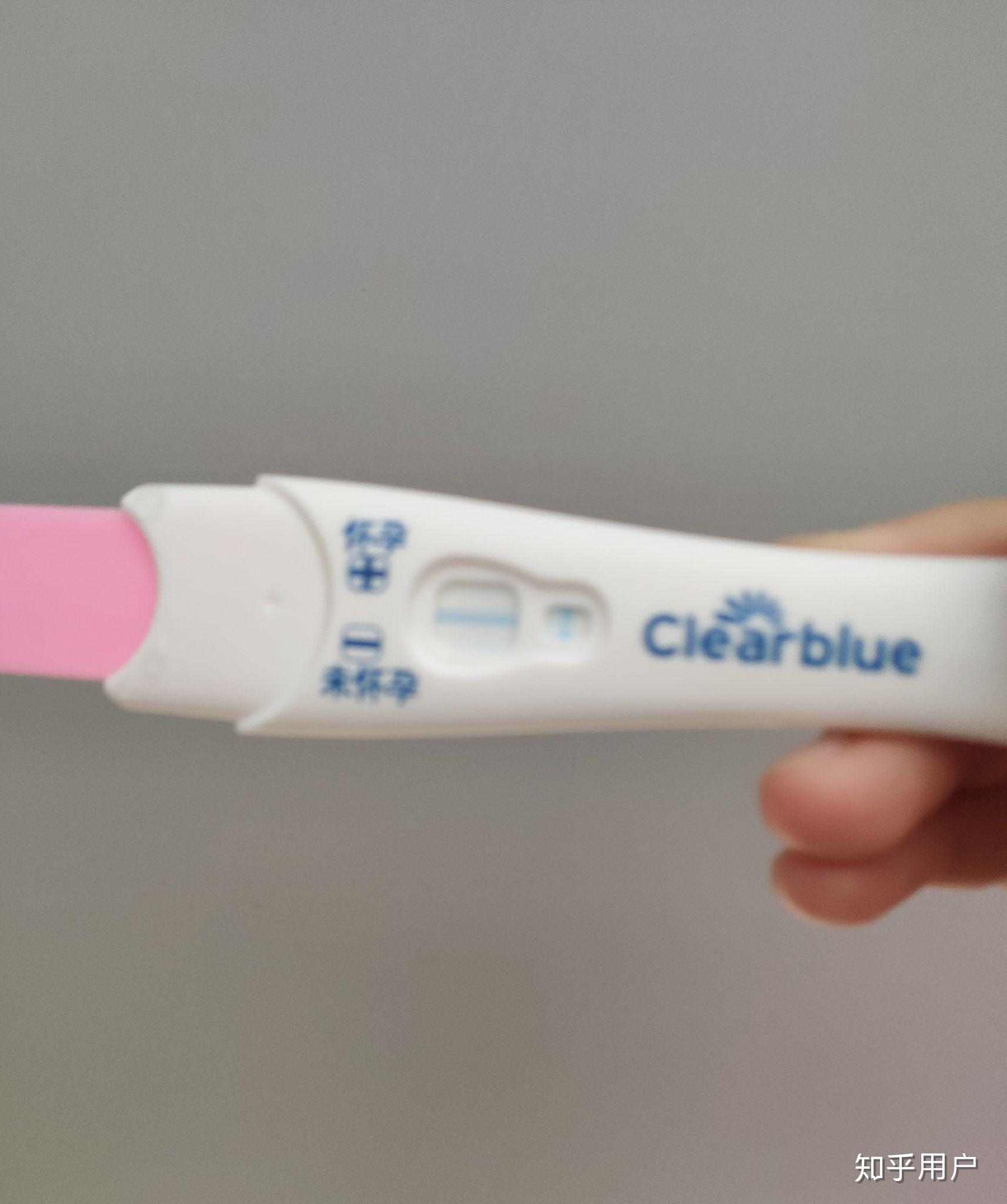 月经推迟10天,用试纸测试一道深一道浅是怀孕