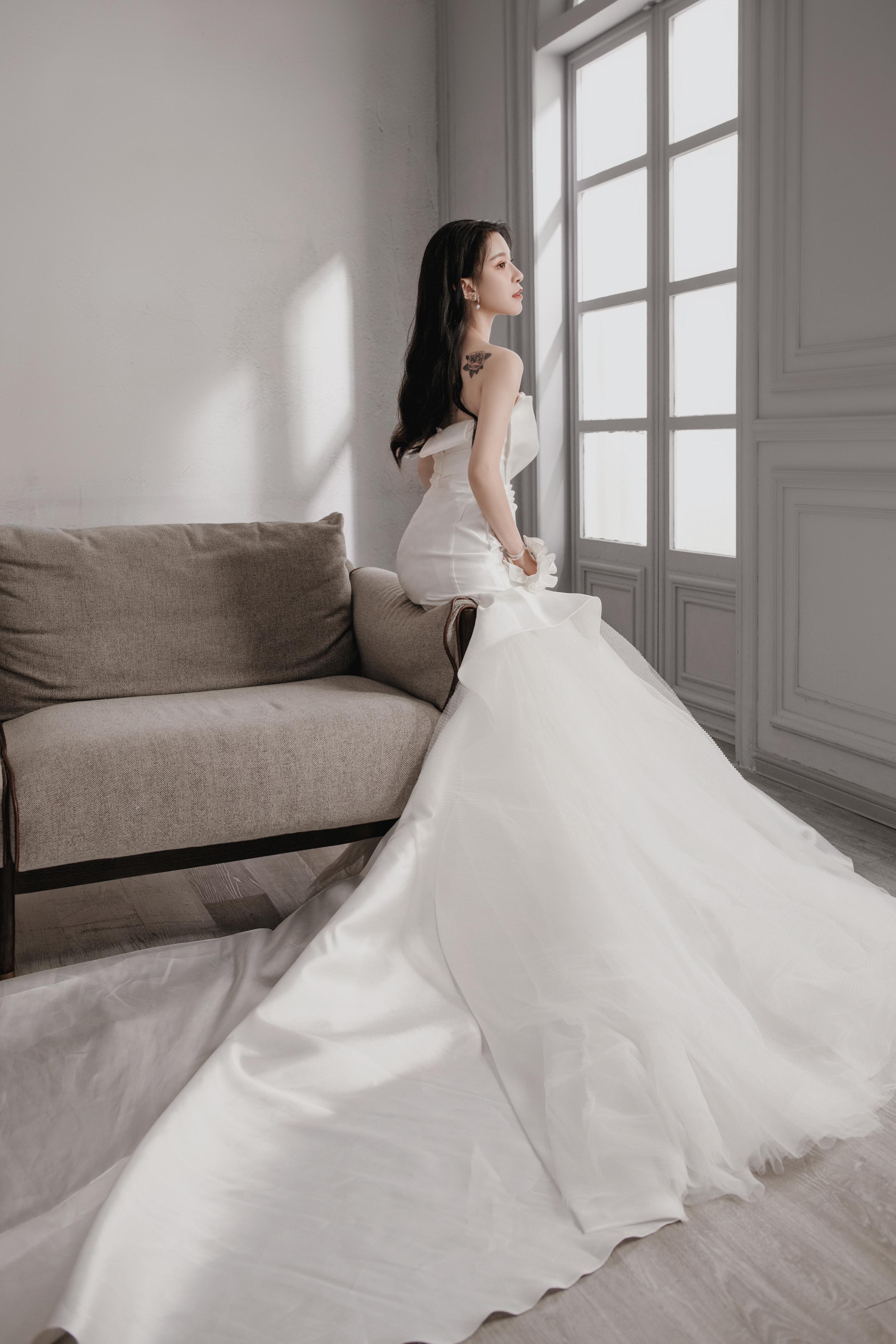 今日份的浪漫碎片 简约治愈的轻纱婚纱照 - 知乎