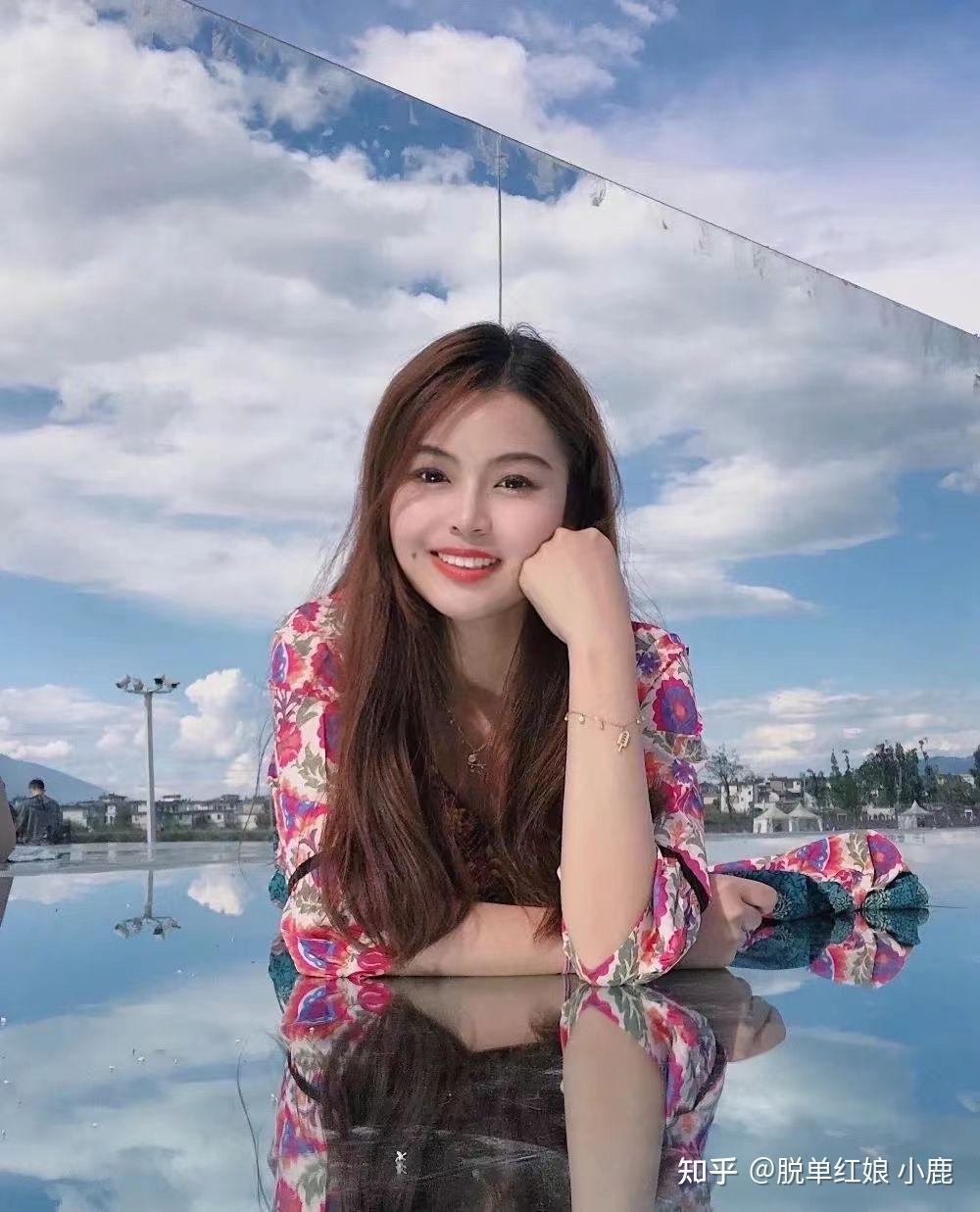 杭州小姐姐气质美女性格活泼