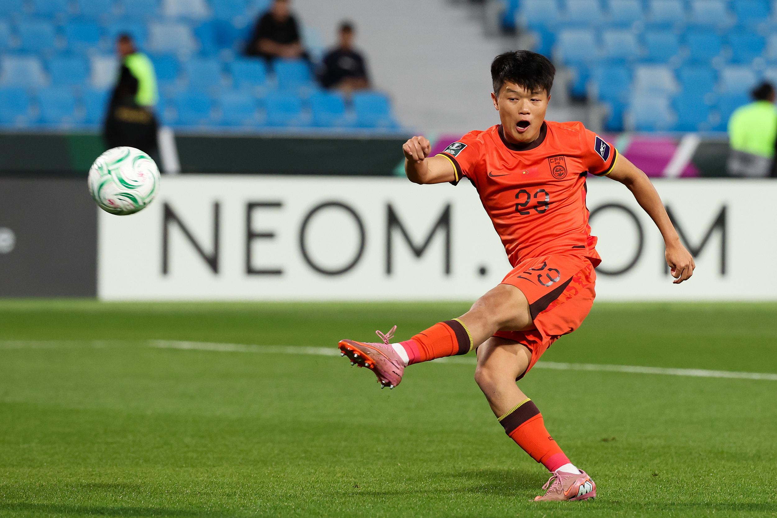 杨希战伊拉克U23数据:获得破门良机但打高,贡献4次解围 - 知乎