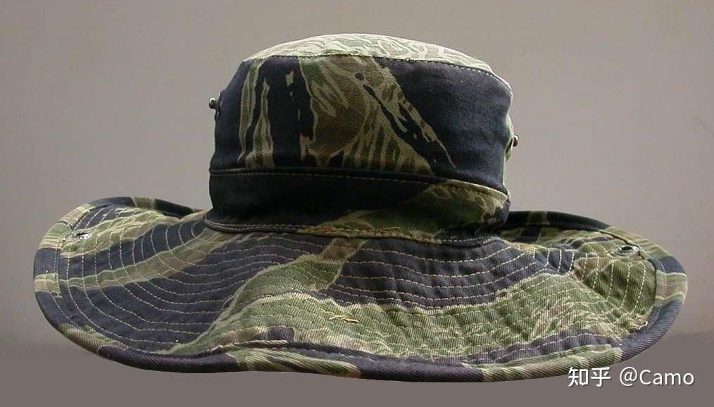 越南战争期间各式圆边帽