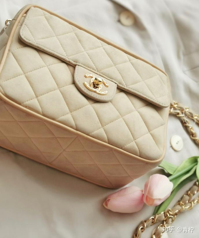 chanel稀有雕花扣相机包