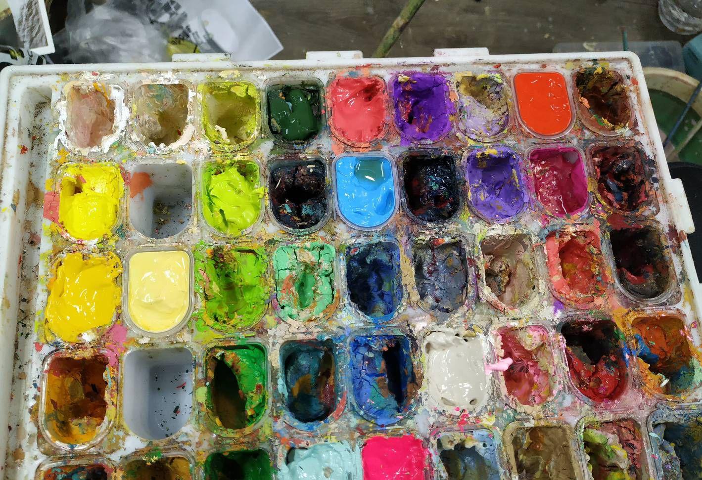 第一种原因:颜料脏.