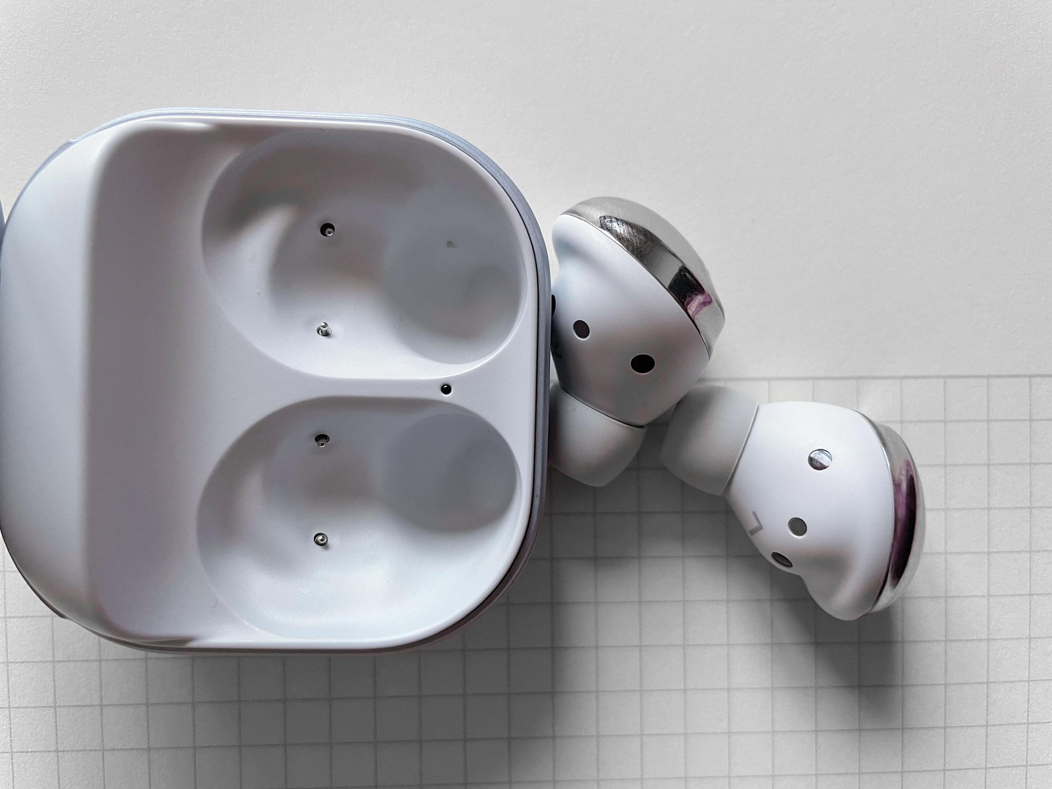 三星galaxybudslive和苹果airpodspro对比两款耳机哪个更好