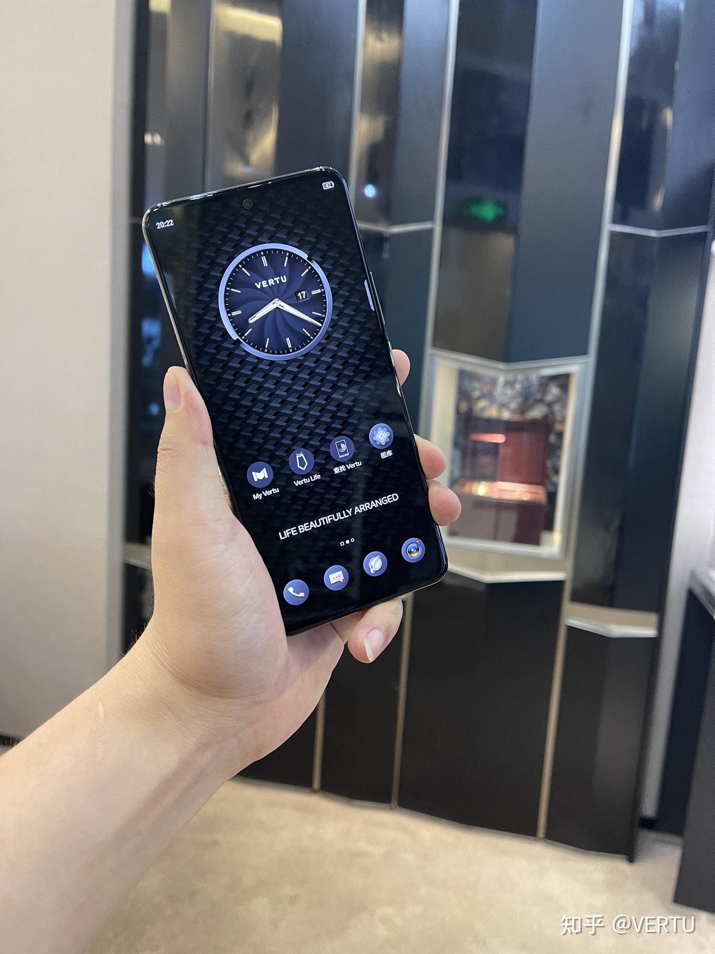 VERTU新款高性能商务手机5G iVERTU——威图手机专卖店总店热销中- 知乎