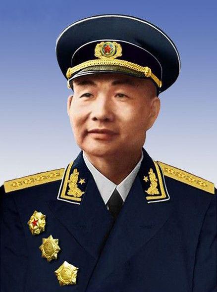 1950年4月14日,海军领导机关在北京成立,由萧劲光任司令员,刘道生任副