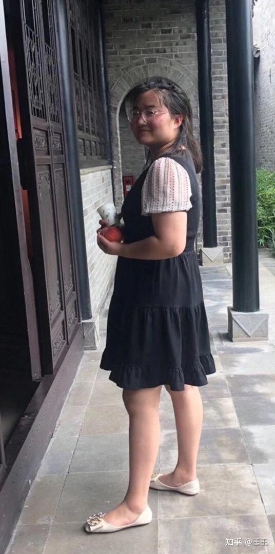 真的觉得这个时候的自己丑爆了(虽然以前也不是很好看哈哈)还有140多