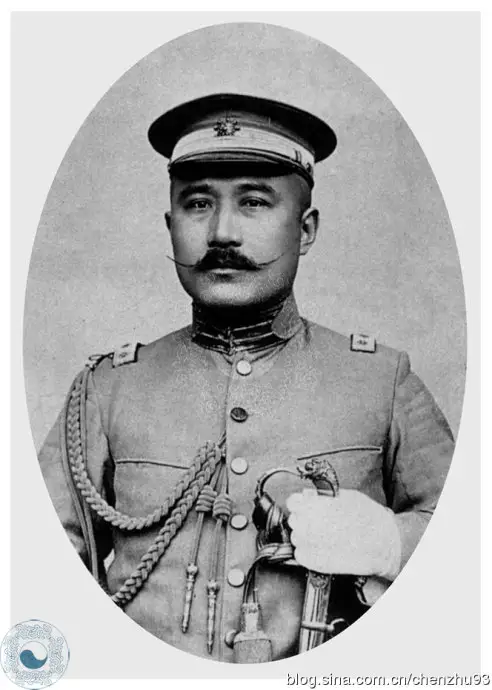 陆军宣统三年式/南京临时政府陆军军服