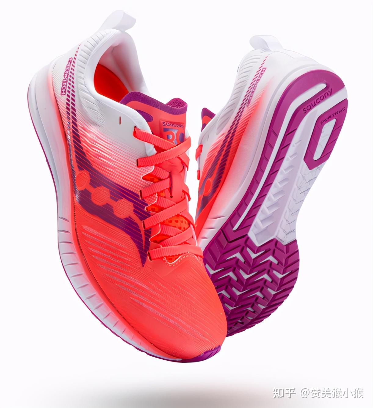 跑马跑鞋的升级之选索康尼菁华kinvara12