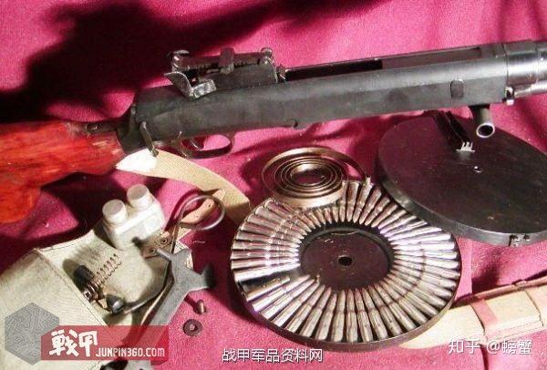 美国枪民眼中的最强国产轻武器81式弹鼓