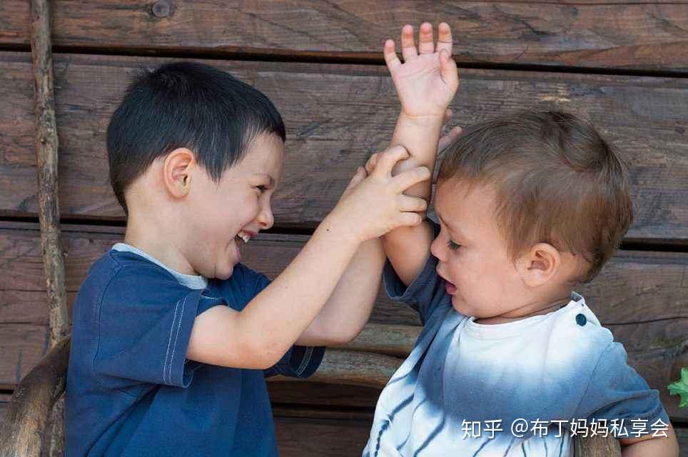 儿童爱炫耀，有虚荣心怎么办？父母以身作则，4招帮孩子认清自己 - 知乎