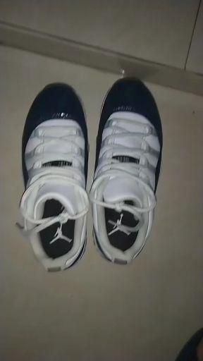 aj11蓝蛇水洗后鞋带变蓝怎么办?