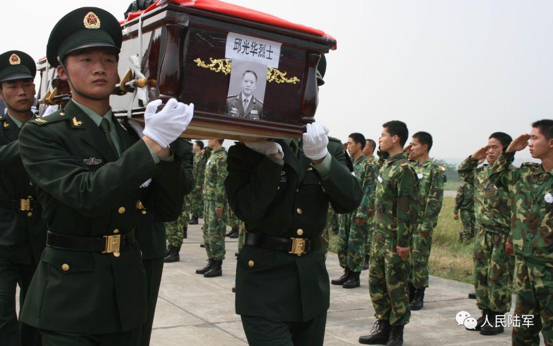 级别最高的士官 v2-234a371f1ec4af5afe645d52632e83ba_r.jpg