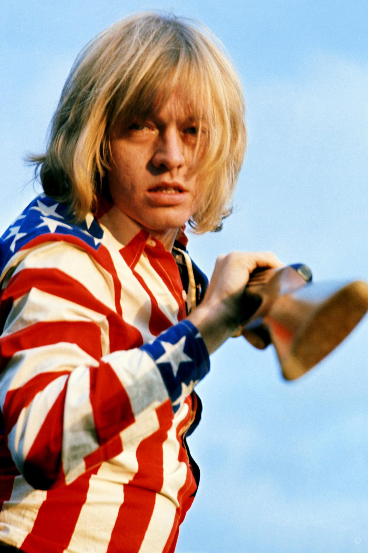 rolling stones)乐队的创始人和吉他手布莱恩·琼斯(brian jones)