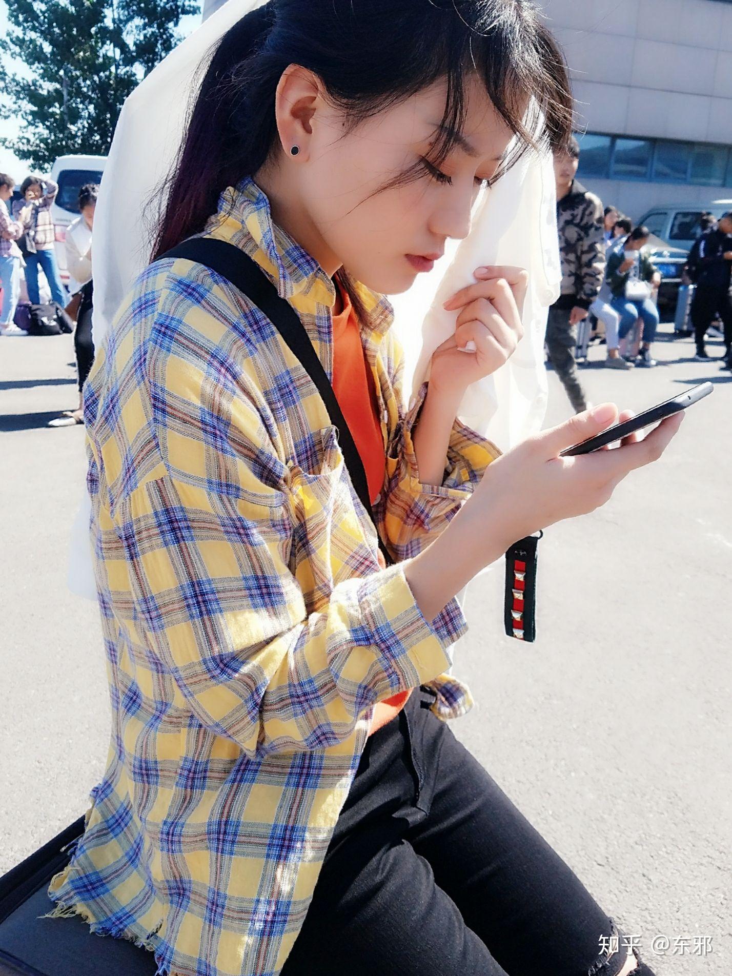 有个漂亮女朋友是什么体验?