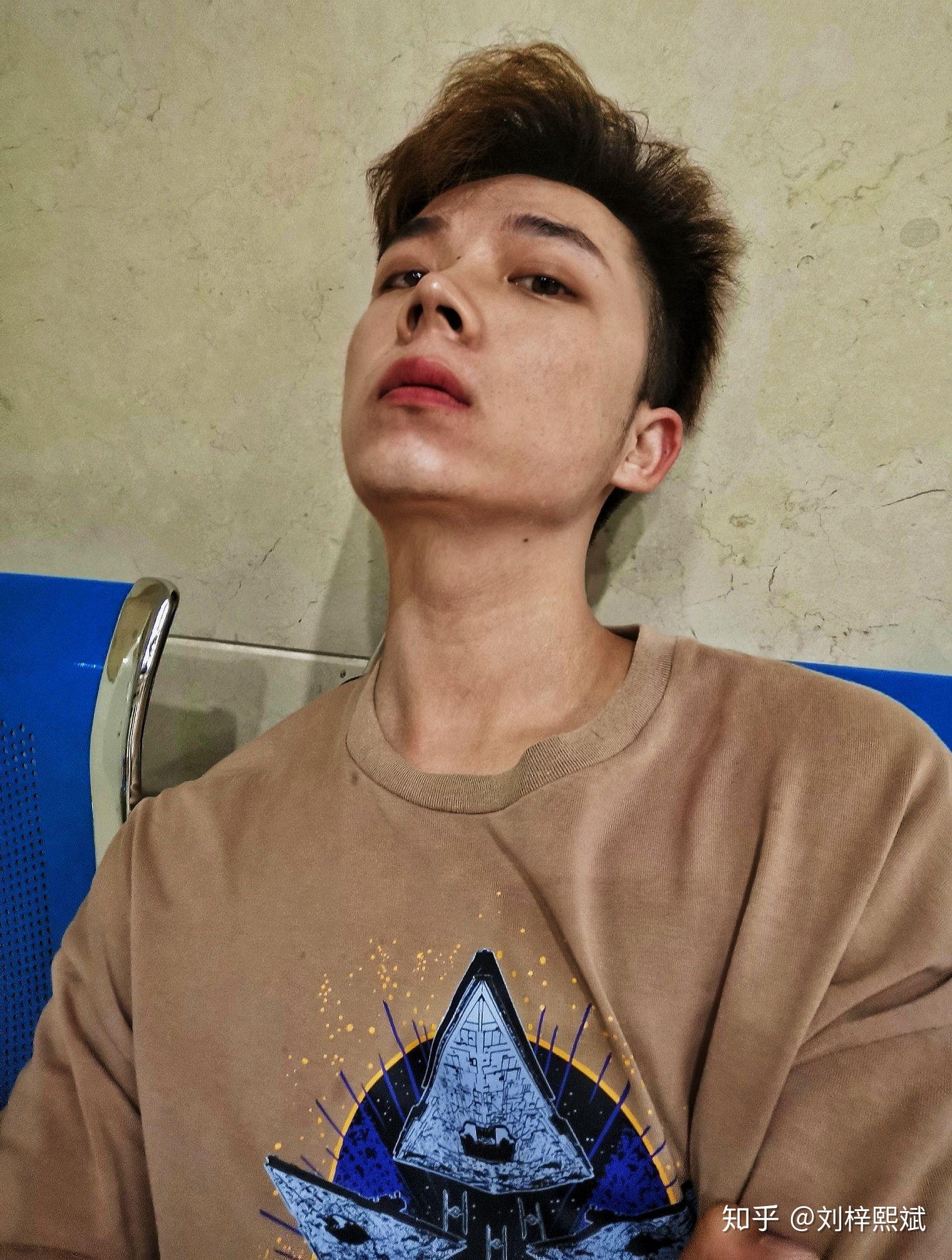 南方的湿让人沉思,北方的冷让人沉睡刘梓熙斌