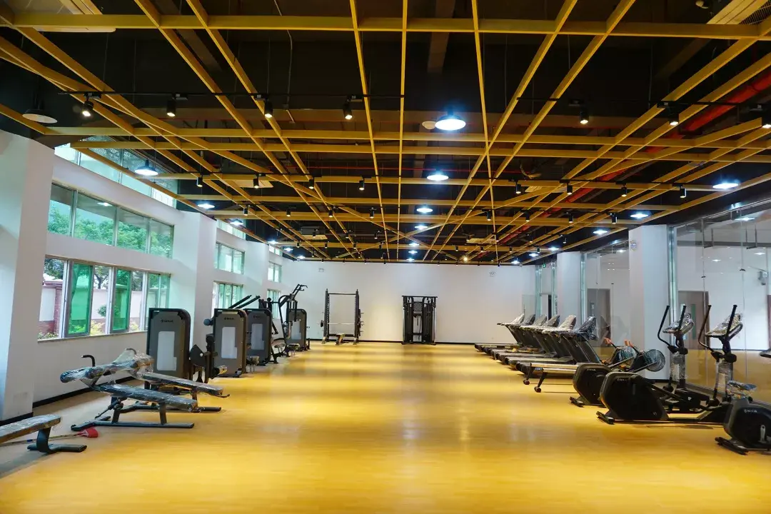 健身房图书馆阶梯教室艺术中心走廊学生宿舍楼学生教室教室走廊更多美