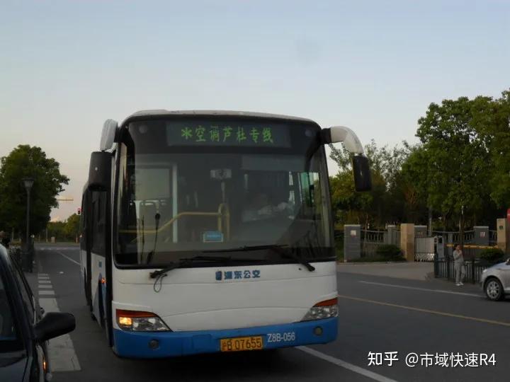 北段浦东55路(川沙—南汇汽车站) 南段浦东56路(惠南地铁站—芦潮港)