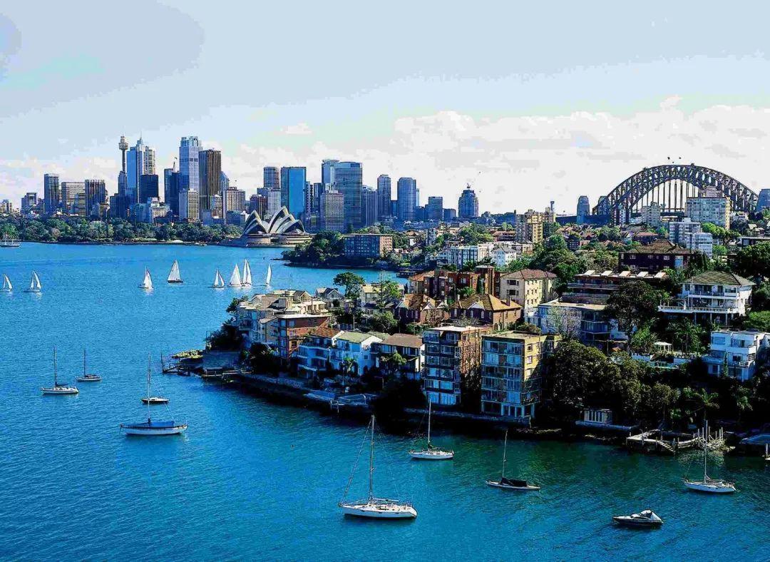 全球24个时区国家在同一天的生活