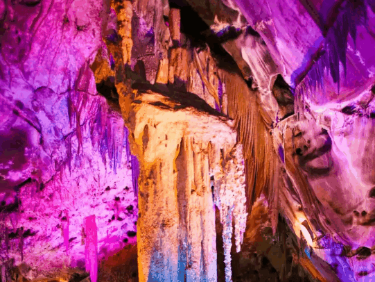 全球公认最美十大旅游城市 v2-246e2979ef14666dd124b8875a5663b6_r.jpg