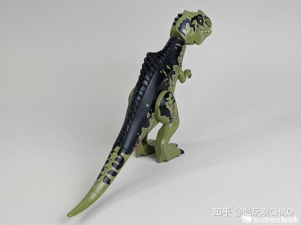 乐高侏罗纪世界76949南方巨兽龙和镰刀龙攻击评测